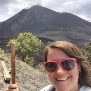 Meet your Posher, Jenn